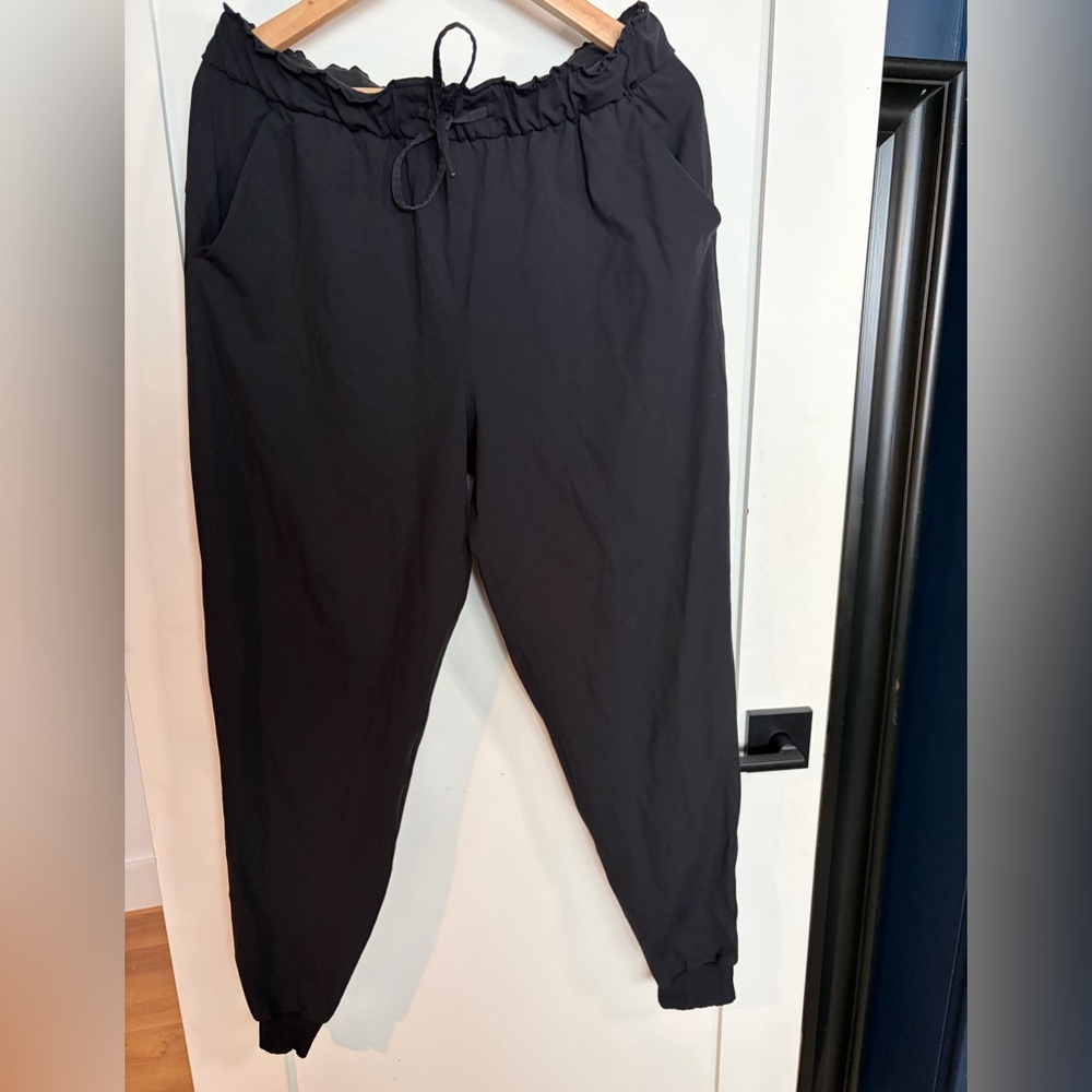 lululemon athletica Black Drawstring Joggers size 10